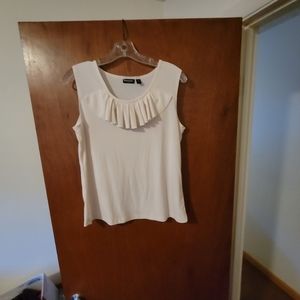 Effortless style tank